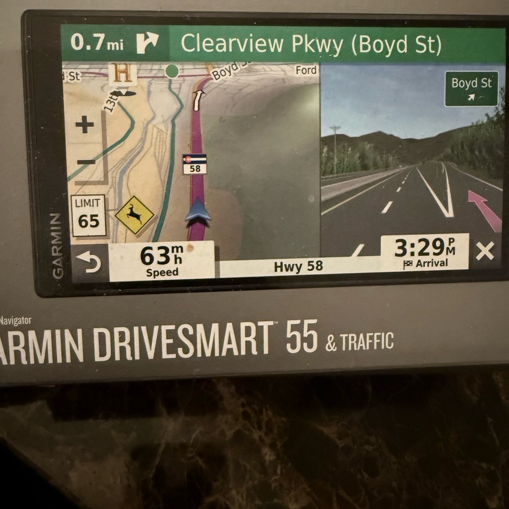 Garmin DriveSmart 55 5.5" GPS navigation Traffic